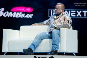 Голубочкин, Ли Прист, Ведущие